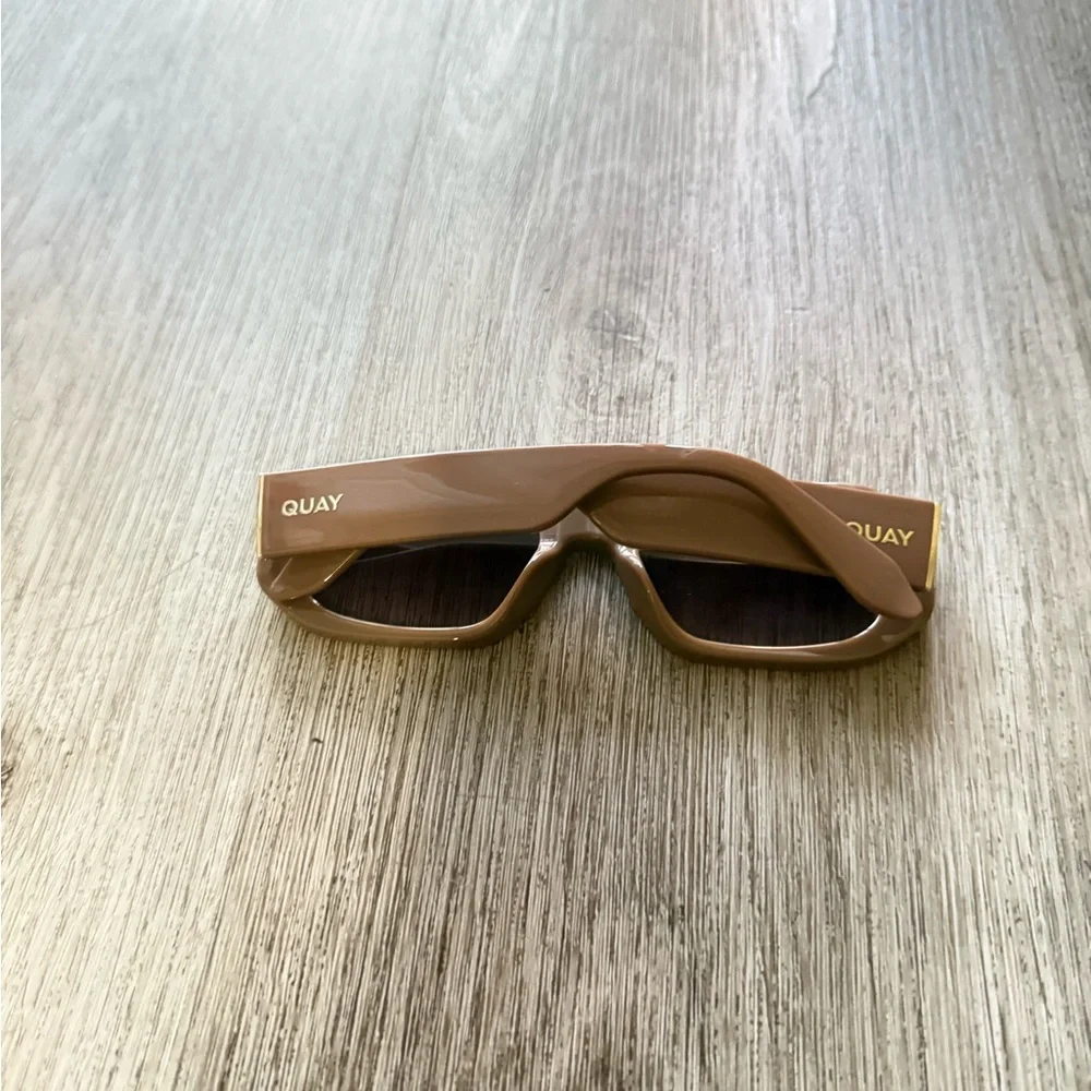 quay australia hyped up tan brown square retro y2k geometric sunglasses eyewear - Picture 3 of 4